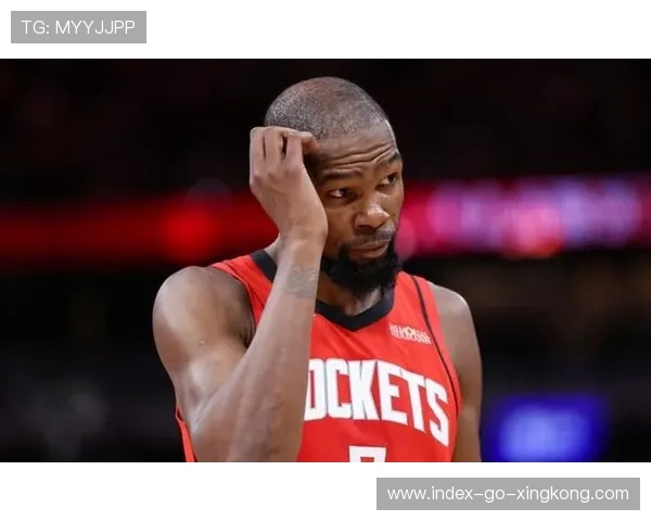 火箭三巨头疯狂爆发74分22篮板 杜兰特遭隔扣谢泼德被弃用 火箭三巨头疯狂爆发74分22篮板 杜兰特遭隔扣谢泼德被弃用