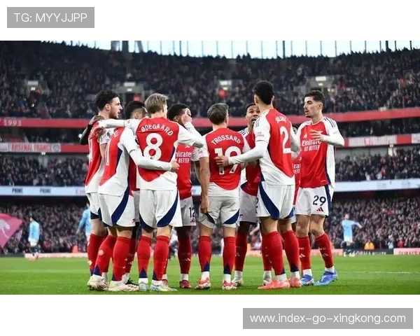 阿森纳仍领跑!曼城强势追击,英超争冠白热化 阿森纳仍领跑!曼城强势追击,英超争冠白热化