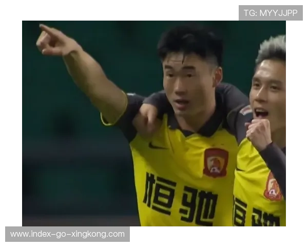 王楚钦“握拳时刻”热度飙升!球迷:这才是一哥气场 王楚钦“握拳时刻”热度飙升!球迷:这才是一哥气场